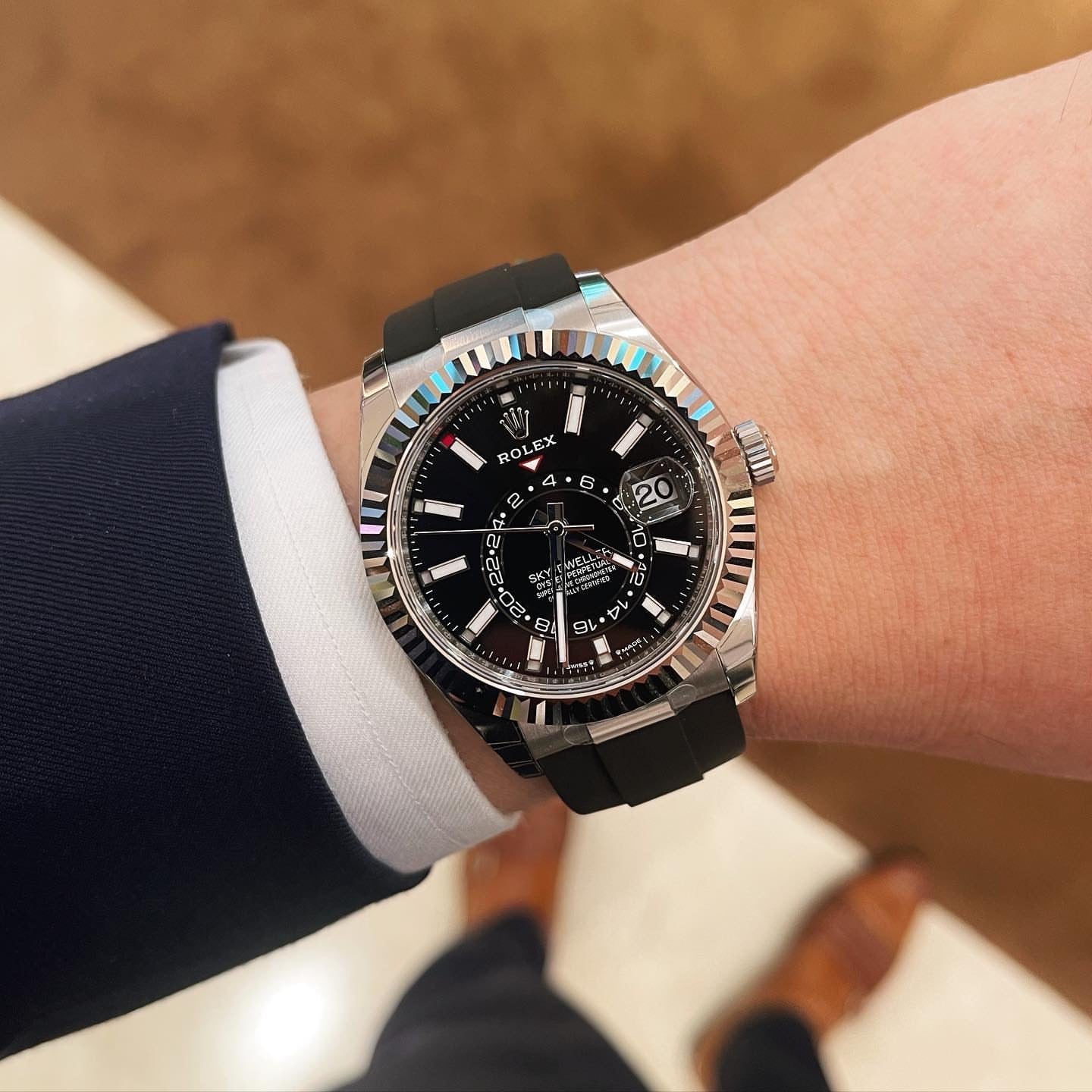 Rol_ex Oyster perpetual Sky Dweller "Automatic"