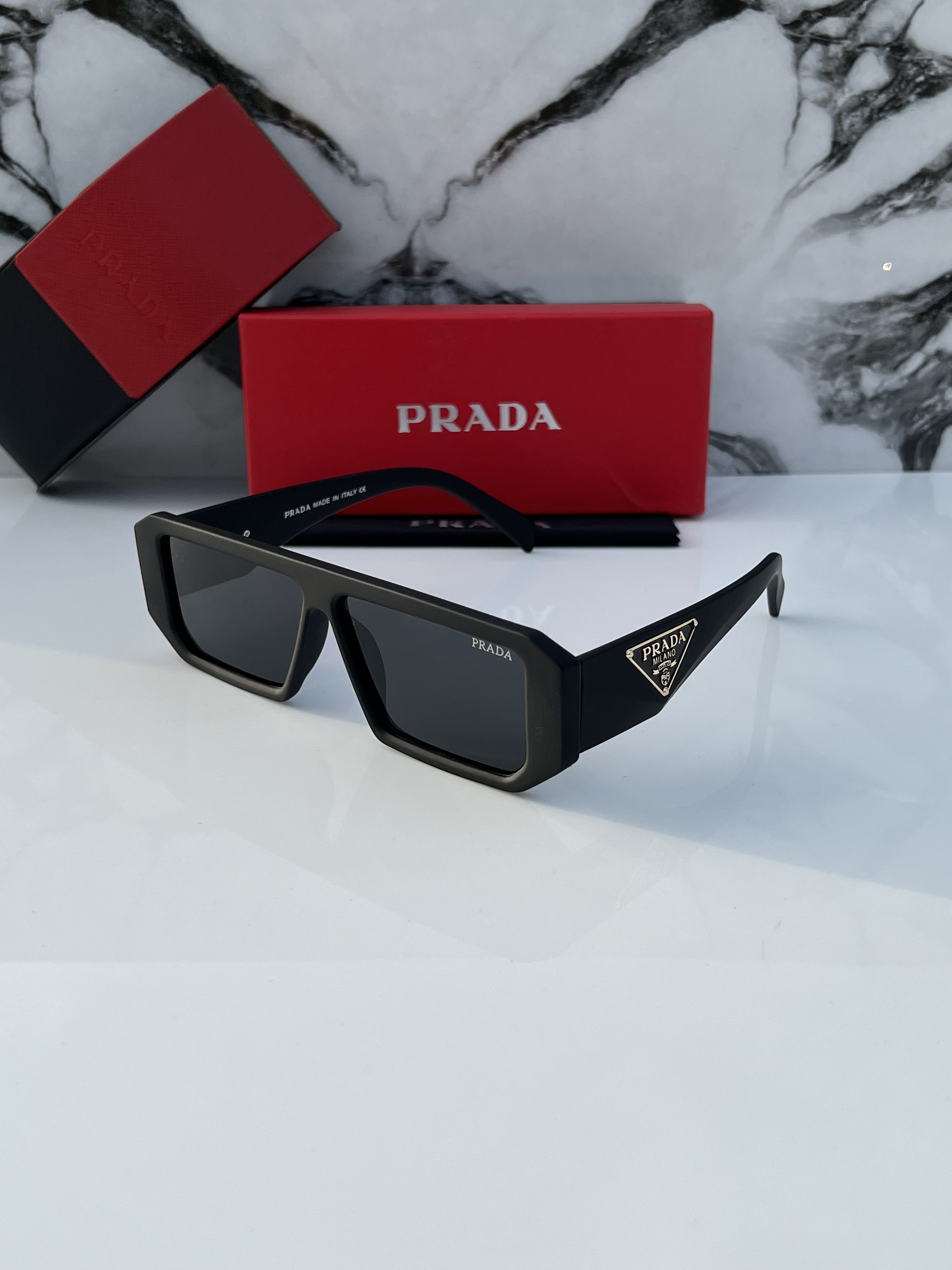 PR_ADA 82 Matt black *
