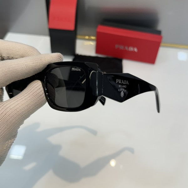 PRAD.A LIMITED EDITION SUNGLASS