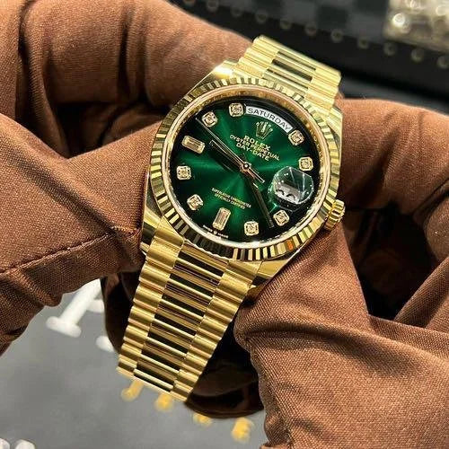 Role_x Perpatual Day Date