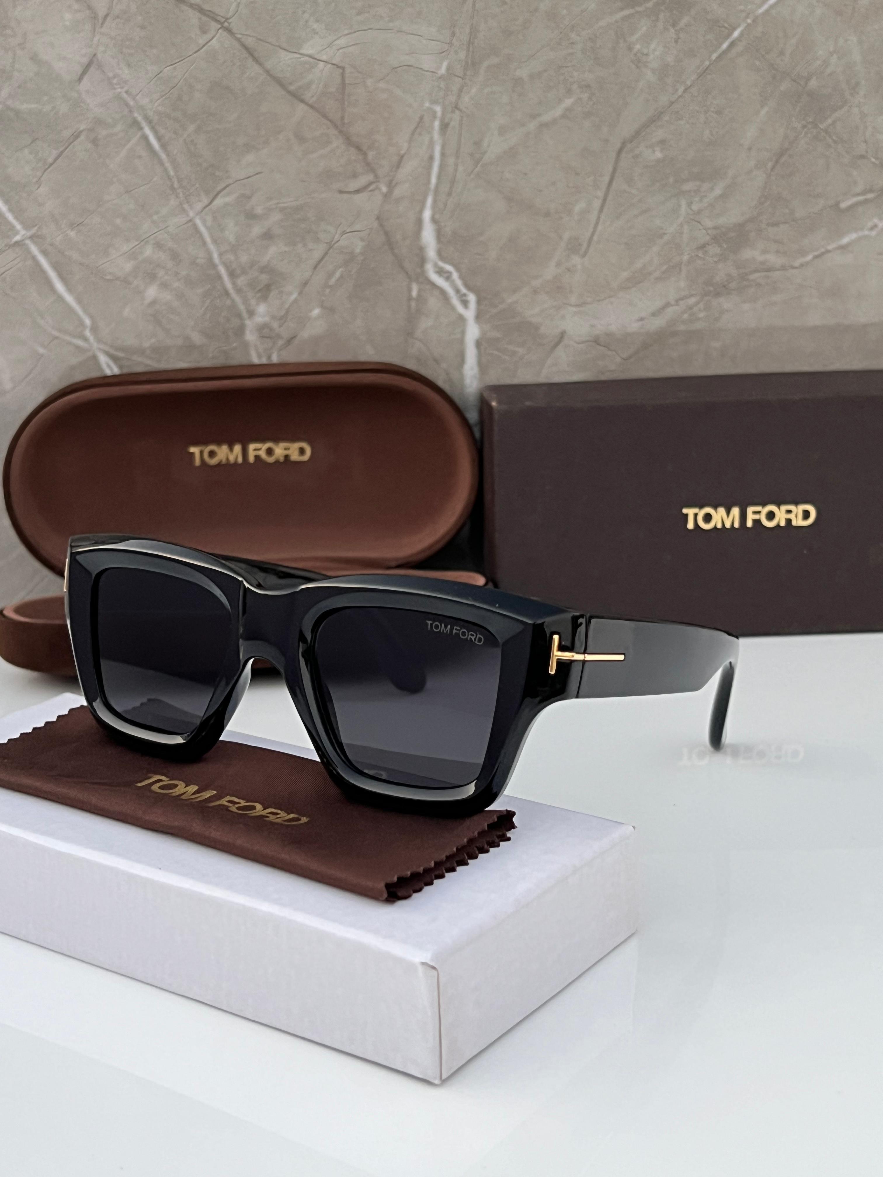 Tom_ford cm *
